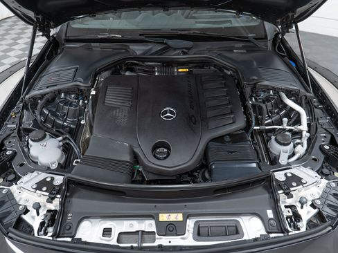 Certified 2024 Mercedes-Benz CLE 450 4MATIC Cabriolet image 9
