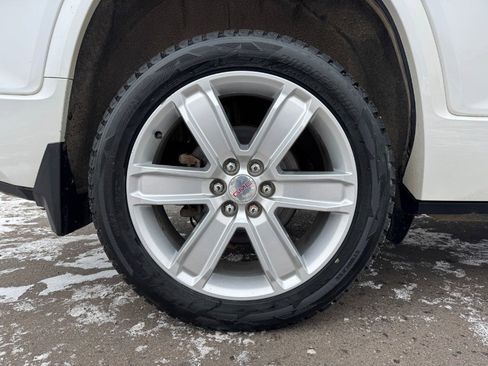 Used 2017 GMC Acadia Denali w/ Technology Package image 13