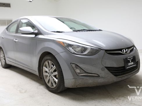 Used 2016 Hyundai Elantra SE w/ Option Group 02 image 6