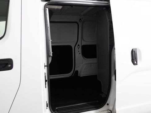 Used 2021 Nissan NV200 SV image 33