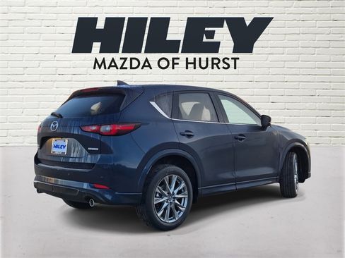 New 2025 MAZDA CX-5 AWD 2.5 S w/ Premium Plus Pkg image 3