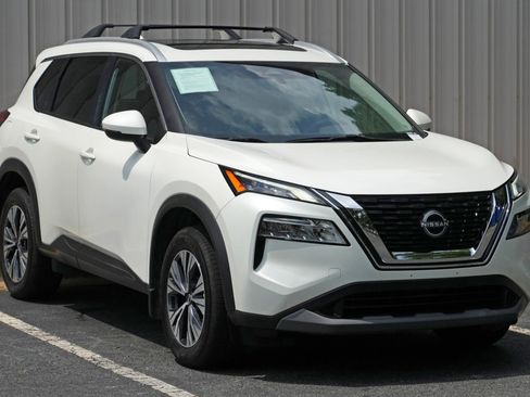 Used 2023 Nissan Rogue SV w/ SV Premium Package FWD image 49