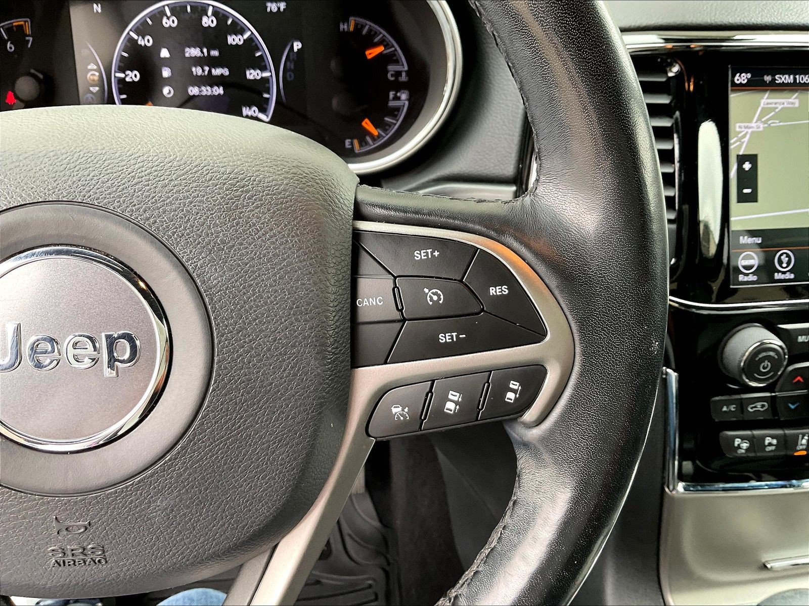 Used 2019 Jeep Grand Cherokee Limited w/ Luxury Group II AWD/4WD image 19