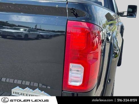 Used 2017 Chevrolet Silverado 1500 High Country AWD/4WD image 14