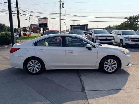 Used 2015 Subaru Legacy 2.5i Premium w/ Moonroof Package AWD/4WD image 7