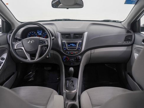 Used 2015 Hyundai Accent GS image 12