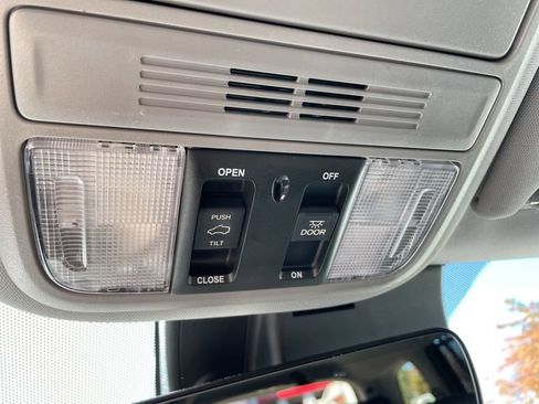 Certified 2022 Honda Pilot Special Edition image 17