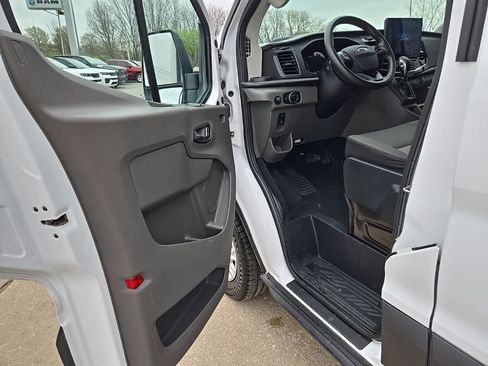 Used 2023 Ford Transit 350 XLT RWD image 26