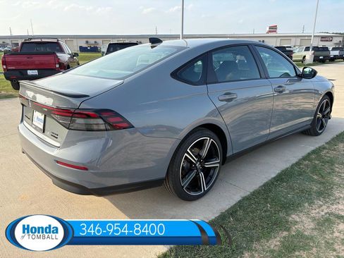 New 2026 Honda Accord Hybrid Sport-L image 6