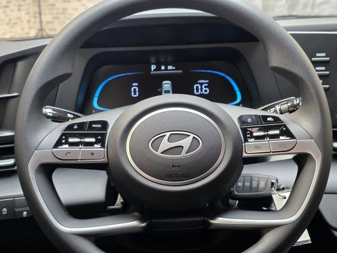 New 2026 Hyundai Elantra SE image 15