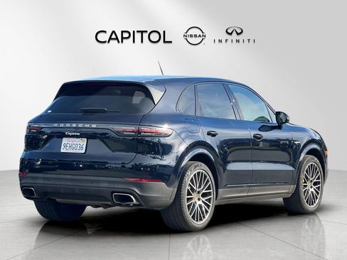 Used 2023 Porsche Cayenne image 5