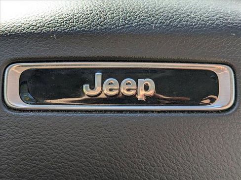 Used 2022 Jeep Compass Limited w/ Elite Group image 13