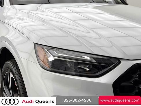 Certified 2025 Audi Q5 2.0T Premium Plus w/ Premium Plus Package AWD/4WD image 9