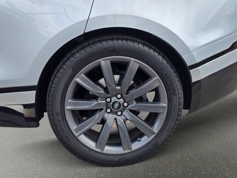 Used 2020 Land Rover Range Rover Velar R-Dynamic S AWD/4WD image 37