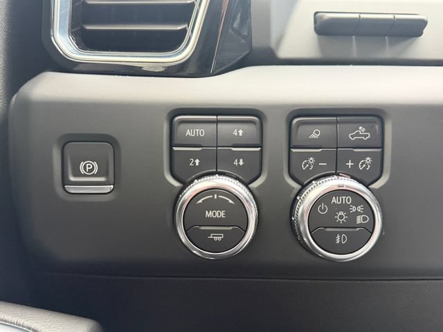 Used 2024 GMC Sierra 2500 Denali w/ Denali Reserve Package AWD/4WD image 31