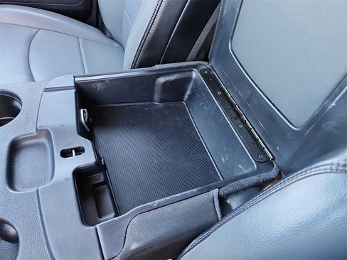 Used 2024 RAM 5500 Tradesman w/ Chrome Appearance Group image 29