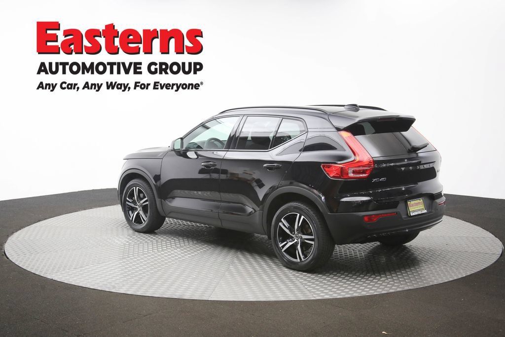 Used 2024 Volvo XC40 B5 Core AWD/4WD image 66