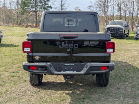New 2026 Jeep Gladiator Sport AWD/4WD image 6