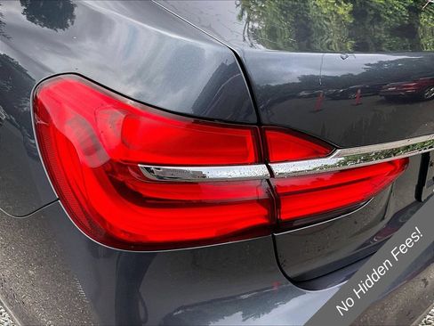 Used 2016 BMW 740i RWD image 25