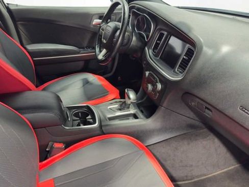Used 2018 Dodge Charger SXT Plus w/ Beats Audio Group RWD image 25