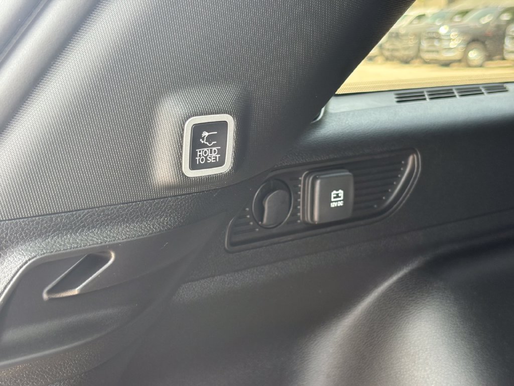 New 2026 Jeep Grand Cherokee 2WD image 15