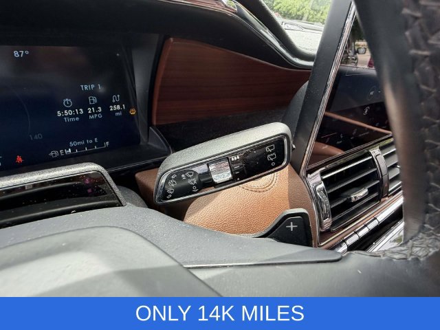 Certified 2023 Lincoln Navigator Reserve w/ Monochromatic Package AWD/4WD image 25