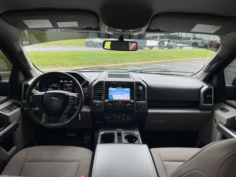 Used 2018 Ford F150 XLT w/ Equipment Group 302A Luxury AWD/4WD image 19