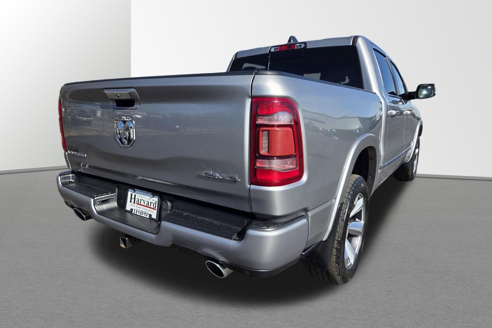 Used 2022 RAM 1500 Limited w/ Body-Colour Bumper Group AWD/4WD image 4