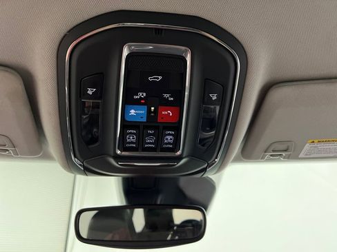 Used 2023 Jeep Grand Cherokee 4WD 4xe image 63