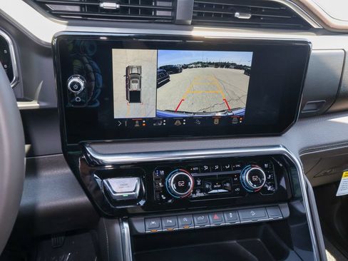 New 2026 GMC Sierra 1500 Denali w/ Technology Package AWD/4WD image 19