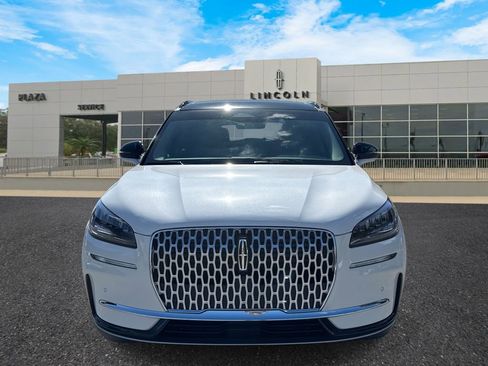 New 2026 Lincoln Corsair Premiere image 8