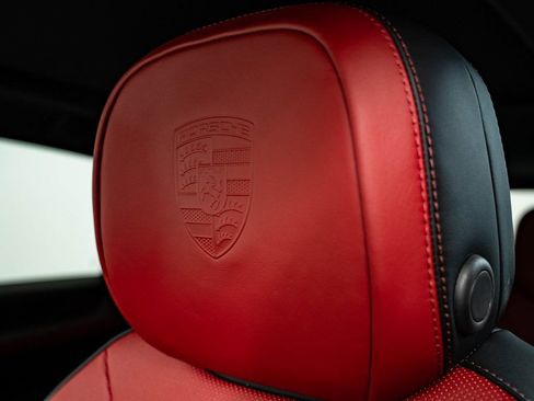 New 2026 Porsche Cayenne AWD/4WD image 24