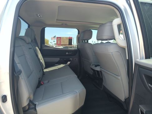 Used 2024 Toyota Tundra Limited AWD/4WD image 18
