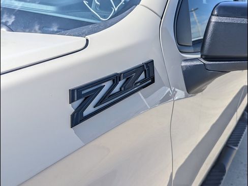 New 2026 Chevrolet Silverado 1500 RST w/ Z71 Off-Road Package AWD/4WD image 11