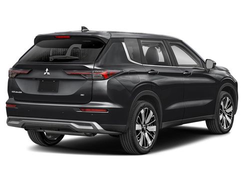 New 2026 Mitsubishi Outlander SE image 2