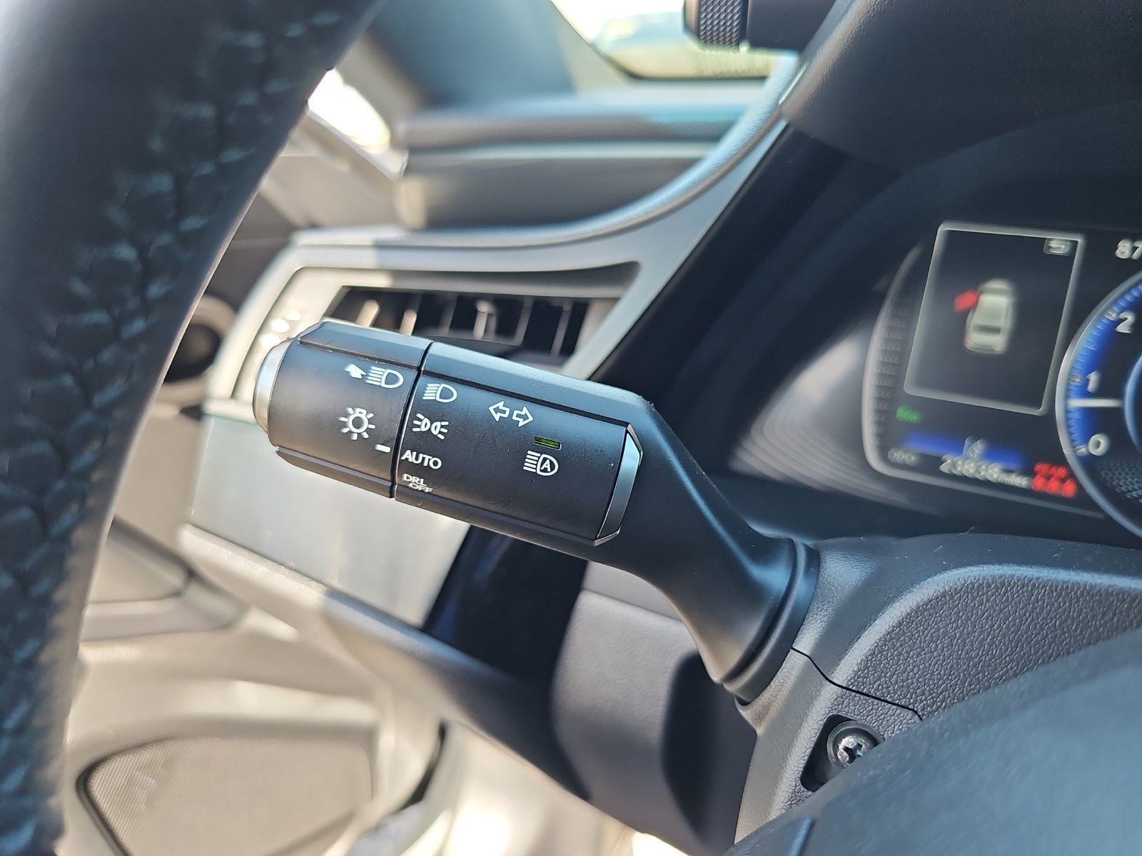 Used 2022 Lexus ES 350 w/ Accessory Package FWD image 19