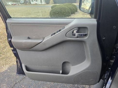 Used 2007 Nissan Frontier LE image 19