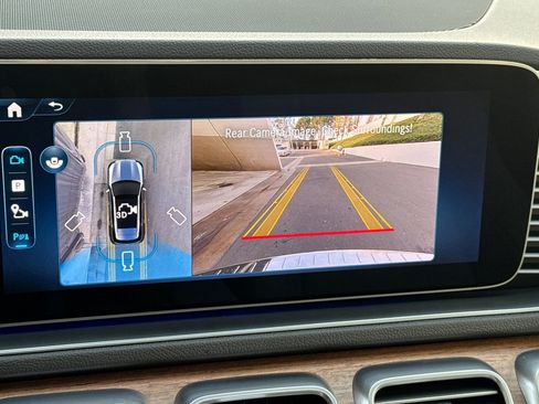 Used 2025 Mercedes-Benz GLE 350 4MATIC image 16