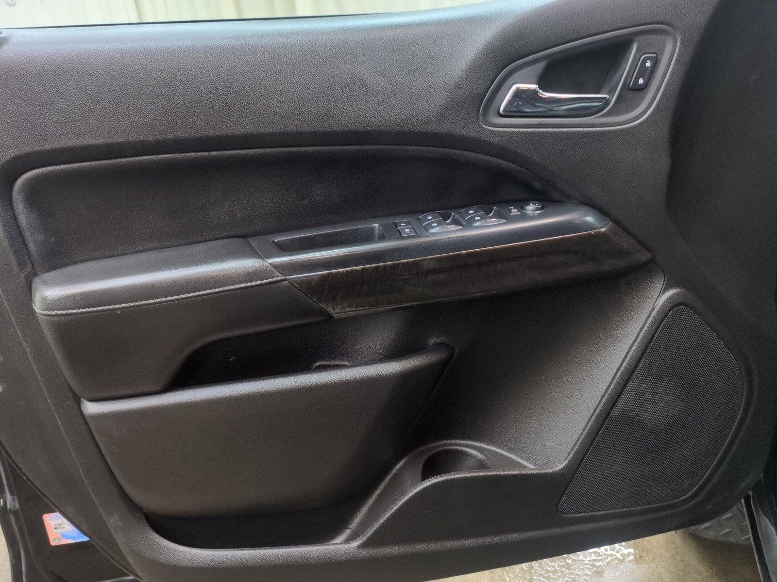 Used 2016 GMC Canyon SLT AWD/4WD image 11