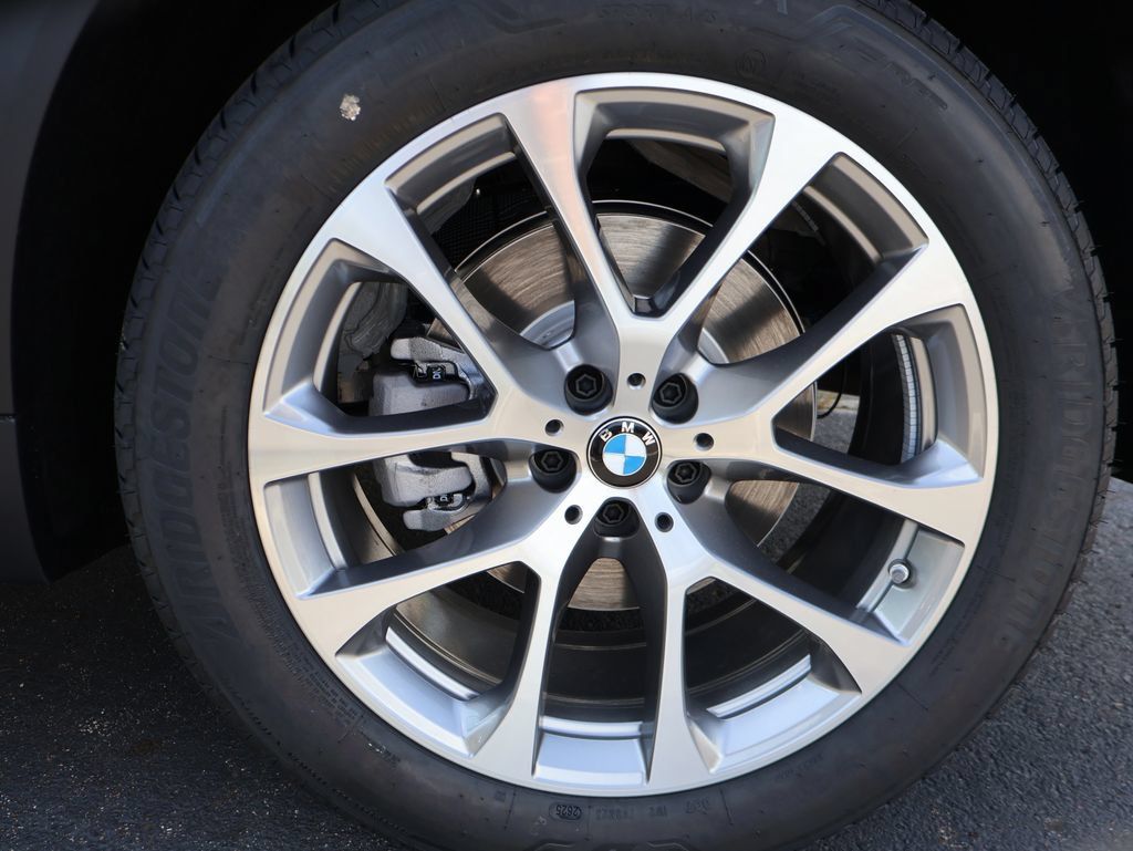 Certified 2026 BMW X5 xDrive40i w/ Premium Package AWD/4WD image 51