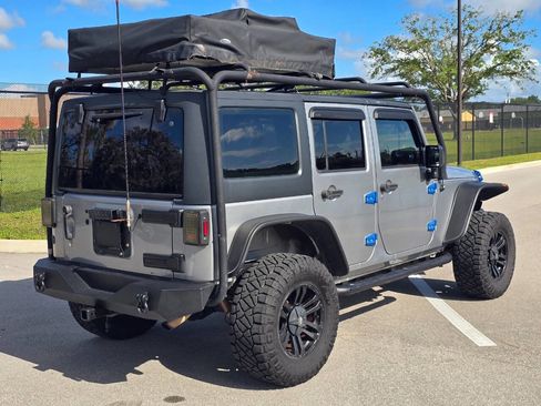 Used 2015 Jeep Wrangler Unlimited Sport w/ Connectivity Group AWD/4WD image 4