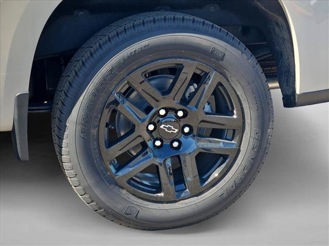 New 2026 Chevrolet Silverado 1500 RST w/ Dark Appearance Package AWD/4WD image 10