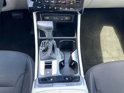 Certified 2022 Hyundai Tucson SEL w/ Convenience Package FWD image 18