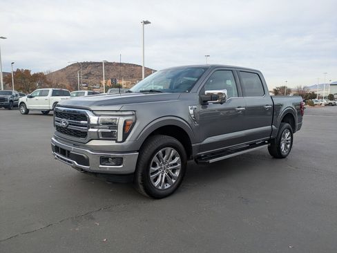 Used 2025 Ford F150 Lariat w/ Equipment Group 501A Mid image 8