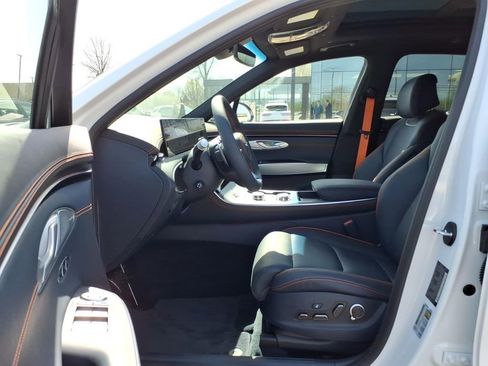 New 2026 Genesis GV70 2.5T Sport Prestige AWD/4WD image 15