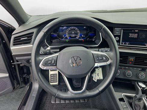 Used 2024 Volkswagen Jetta Sport FWD image 13