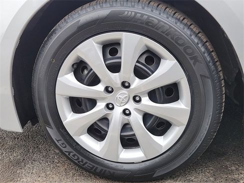 Certified 2024 Toyota Corolla LE image 6