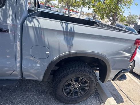Used 2024 Chevrolet Silverado 1500 ZR2 w/ Technology Package AWD/4WD image 8