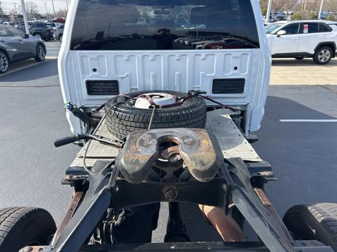 Used 2022 Ford F350 XL w/ Power Equipment Group image 17