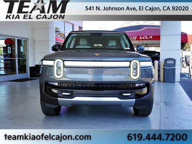 Used 2026 Rivian R1S Adventure Dual AWD/4WD image 4